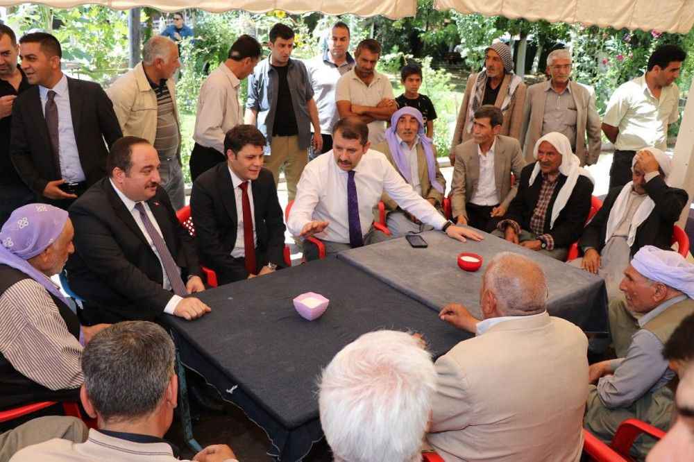 Vali Ayhan, Viranşehir’de çalışmalar hakkında brifing aldı