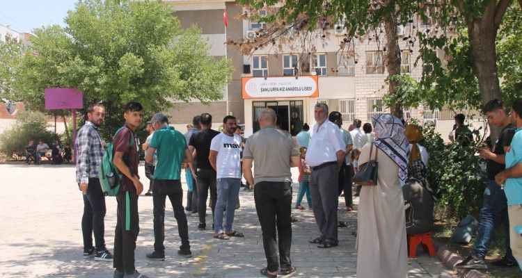 Öğrenciler YSK sınavının ilk oturumunu yorumladı!