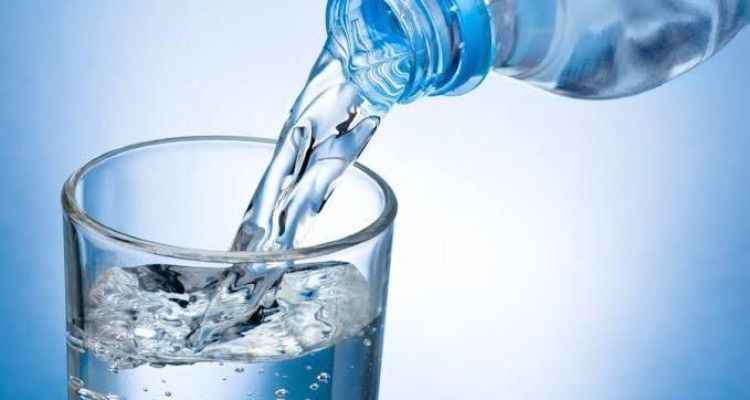 Aşırı su tüketimine dikkat! Zehirleyebilir