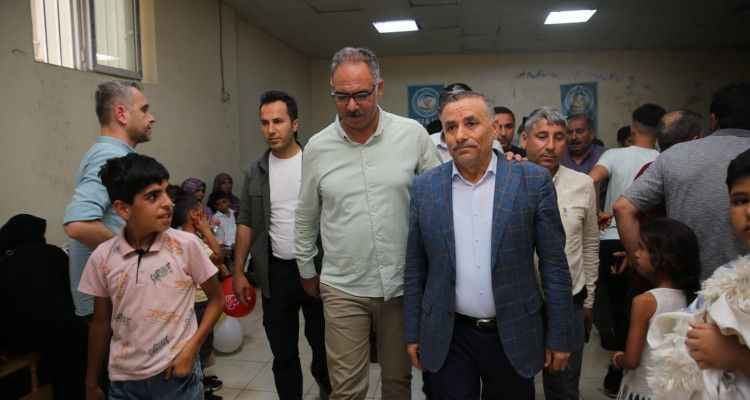 Programda kötü Kaza! Urfa'da Belediye Başkanının Ayağı Kırıldı