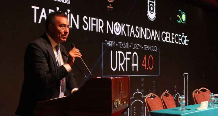 Bakanlık Urfa'daki zirvenin takipçisi: Urfa’nın yeni fıstığı yazılım olacak!