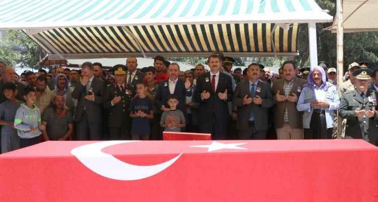 Siverekli şehit son yolculuna uğurlandı