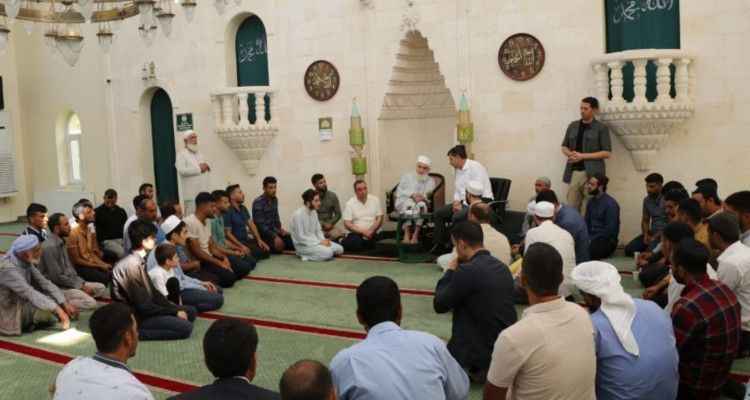 Vali Ayhan’dan Kanaat Önderi ve Âlimlere bayram ziyareti