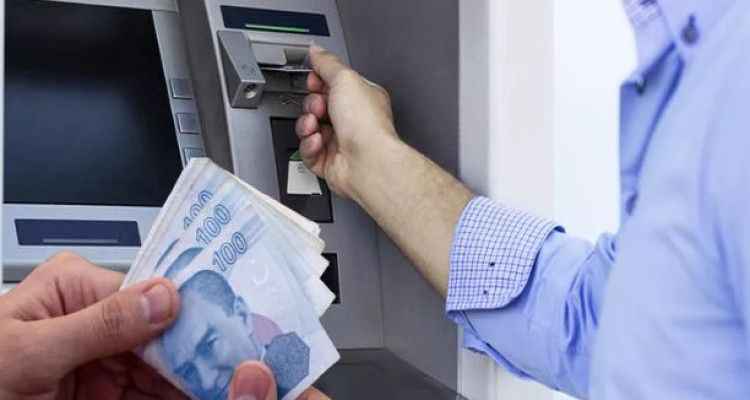 Az önce erişime açıldı ve ödemeler başladı! Ailelere her ay 600 TL para veriliyor: Başvuru yapan parasını alıyor