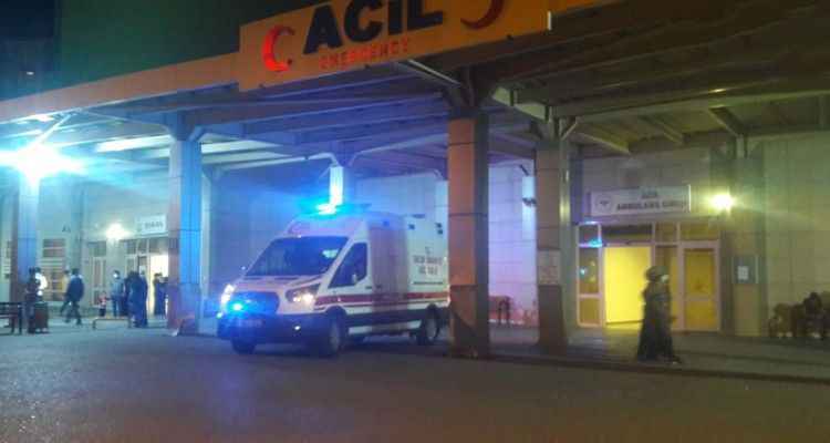 Şanlıurfa'da Abide Kavşağı'nda intihar girişimi!