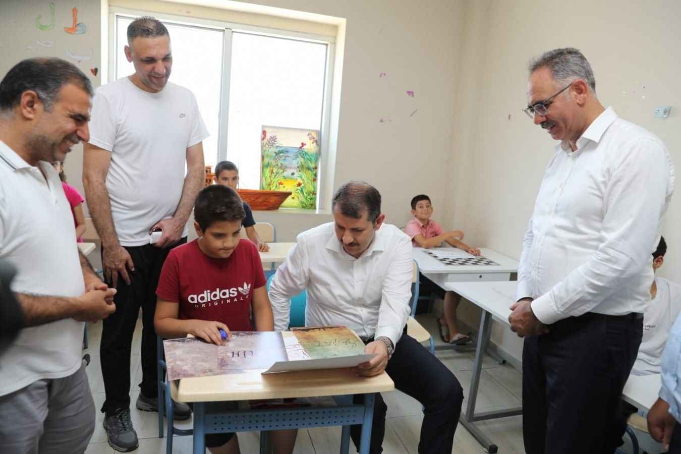 VALİ AYHAN: EYYÜBİYE’DE ELBİRLİĞİYLE GÜZEL ÇALIŞMALAR YAPACAĞIZ