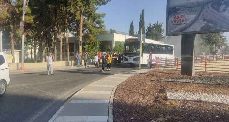 Urfa’da halk otobüsünün motoru kilitlendi
