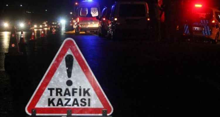 Feci Kazada Anne ve Baba Öldü, 2 Çocuğu Yaralandı