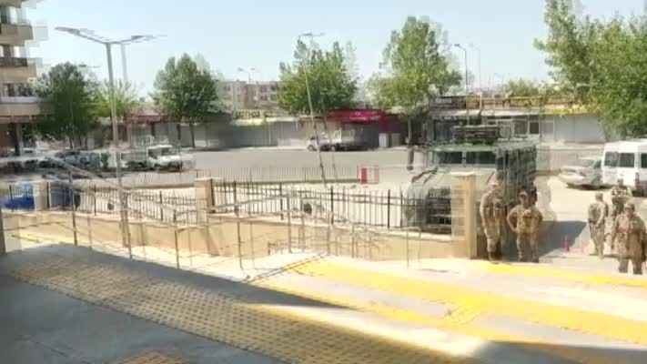 Şanlıurfa'da Otomobilden hırsızlık yaptıkları iddiasıyla 3 şüpheli tutuklandı