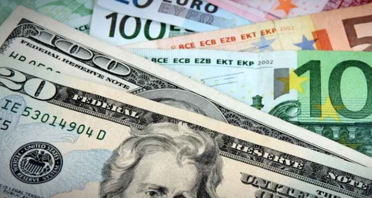 Almış olanlar sevindi, alacak olanlar üzüldü! Doların ateşi yükseldi: Dolar kuru yine rekor yaptı