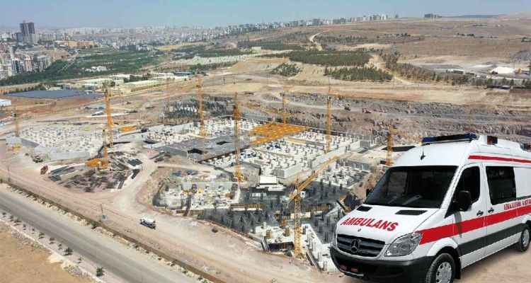Şanlıurfa Şehir Hastanesi inşaatında feci olay!