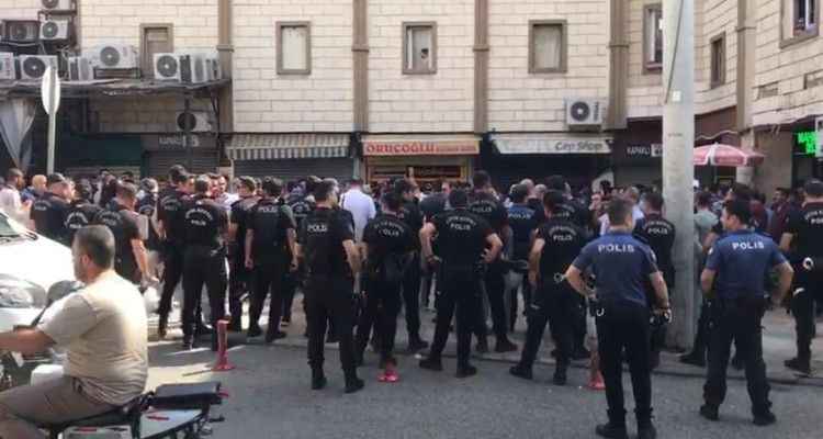 Kapaklı Pasajı’na polis operasyonu