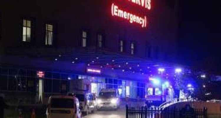 Eski eşini öldüren kadın, ilk eşini aradıktan sonra kendi kafasına sıktı
