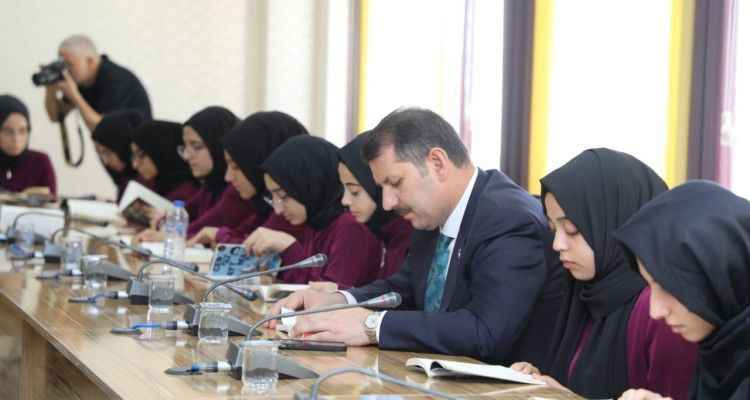 Vali Ayhan: Okuma kültürü Urfa'da artacak