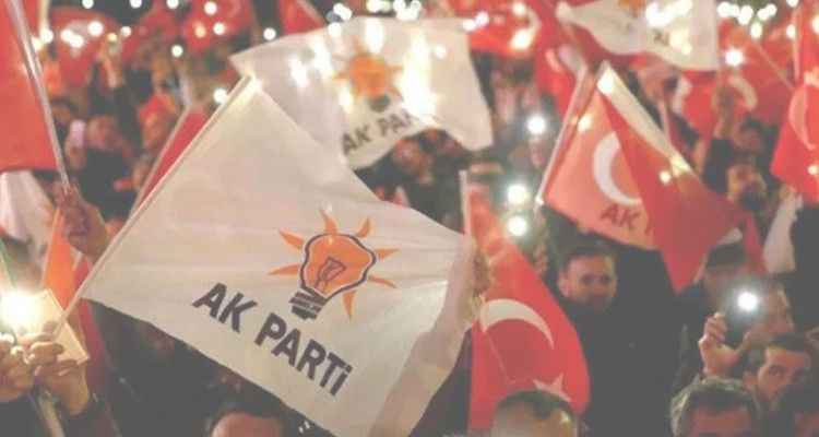 AK Parti’de vekillerin yarısı değişecek