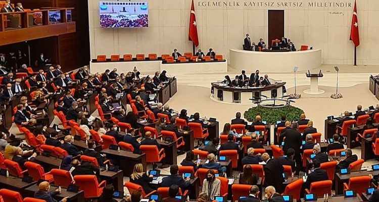 Dokunulmazlık fezlekeleri TBMM'de