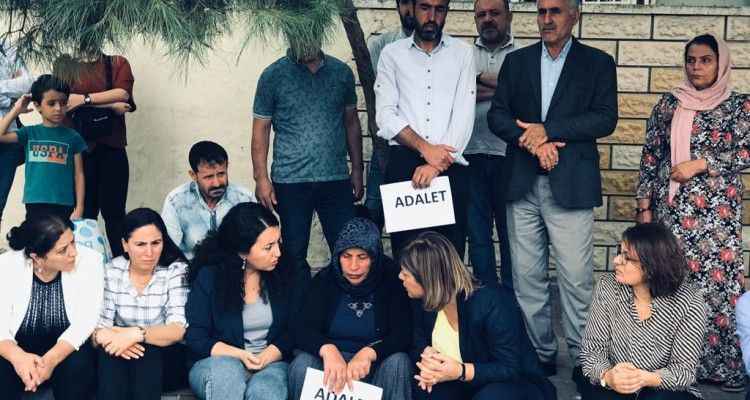 HDP heyetinden Şenyaşar ailesine destek!