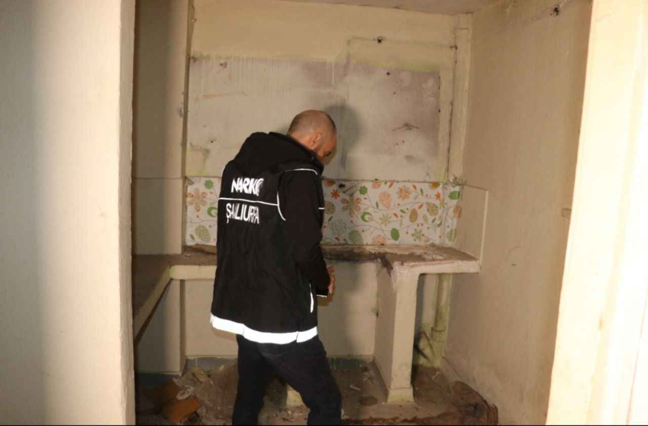 Şanlıurfa Emniyetinden metruk binalara şok baskın!