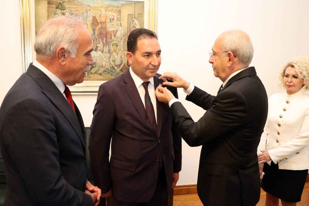 Viranşehir Belediye meclis üyesi CHP’ye geçti