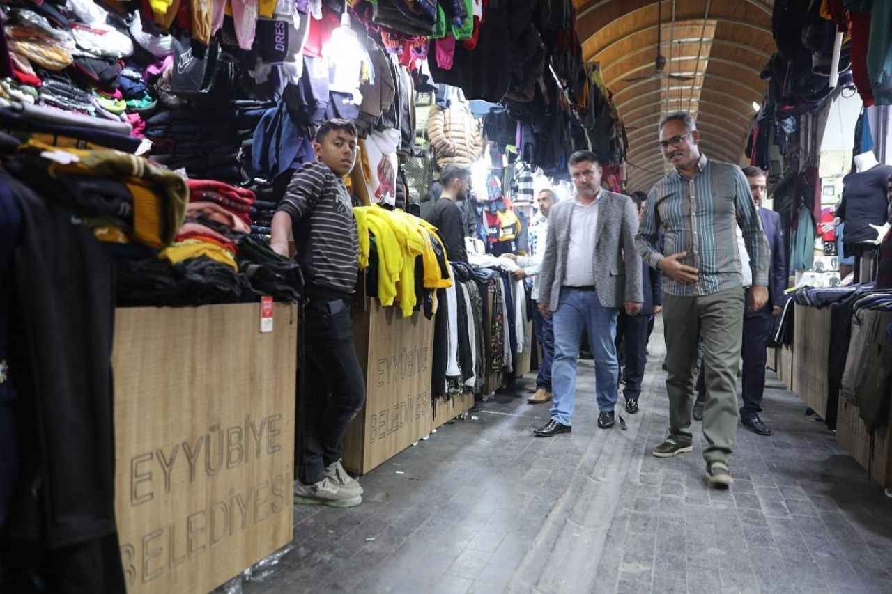Eyyübiye Belediyesi’nden tarihi çarşılara estetik dokunuş
