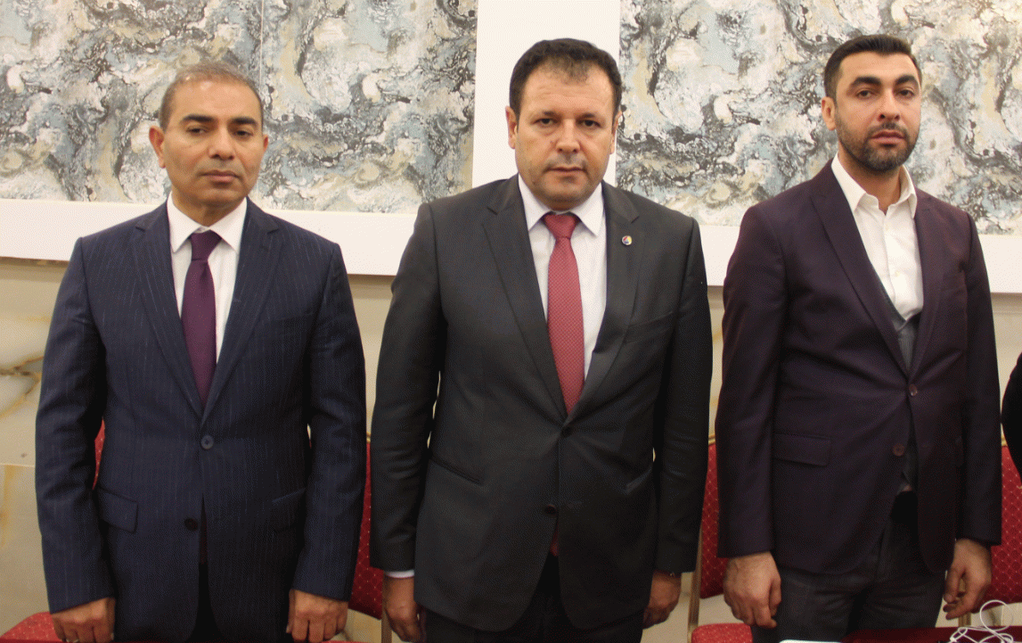 Başkan Yetim tebrikleri kabul ediyor