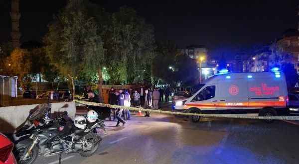 Gece yarısı kanlı infaz! Otomobille yanına yaklaşıp ateş açarak öldürdüler