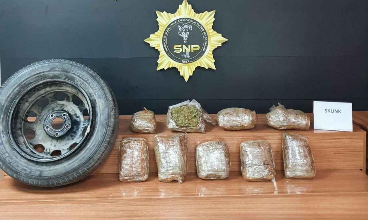 Şanlıurfa'da Şüphe üzerine durdurulan aracın stepnesinden uyuşturucu çıktı!