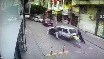 İterek otomobil çaldıkları belirlenen 2 zanlı tutuklandı