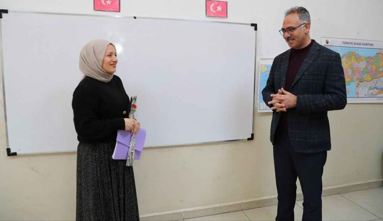Başkan Kuş’tan Öğretmenlere sürpriz ziyaret