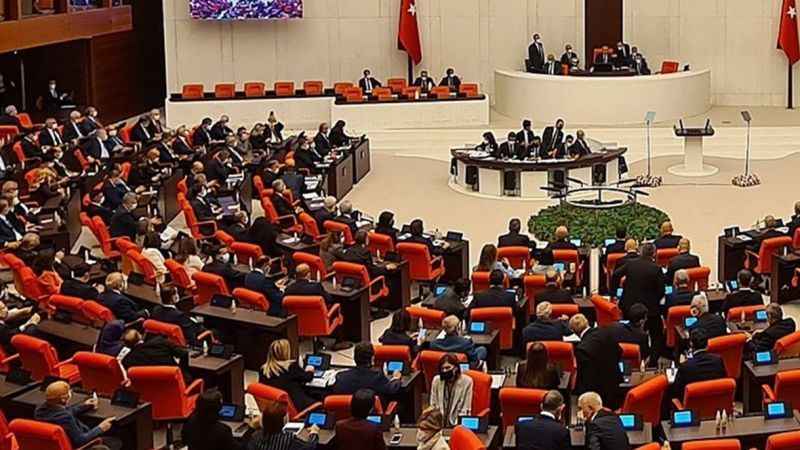 Meclis'te memur ve emekli zamları bu hafta yasalaşacak