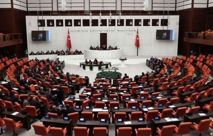 Sözleşmeli personele kadro teklifi komisyondan geçti!