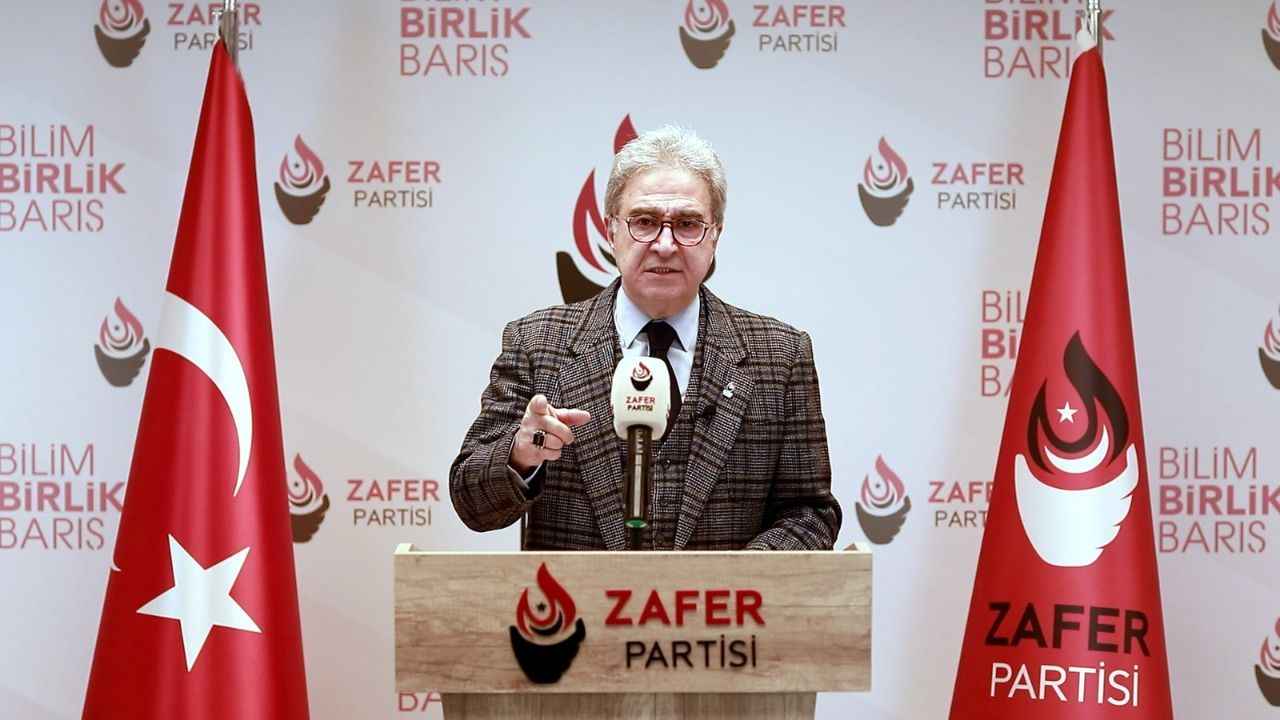 “Gültekin Uysal, Bu Karanlık Yolun Küçük ve Zavallı Bir Yolcusudur”