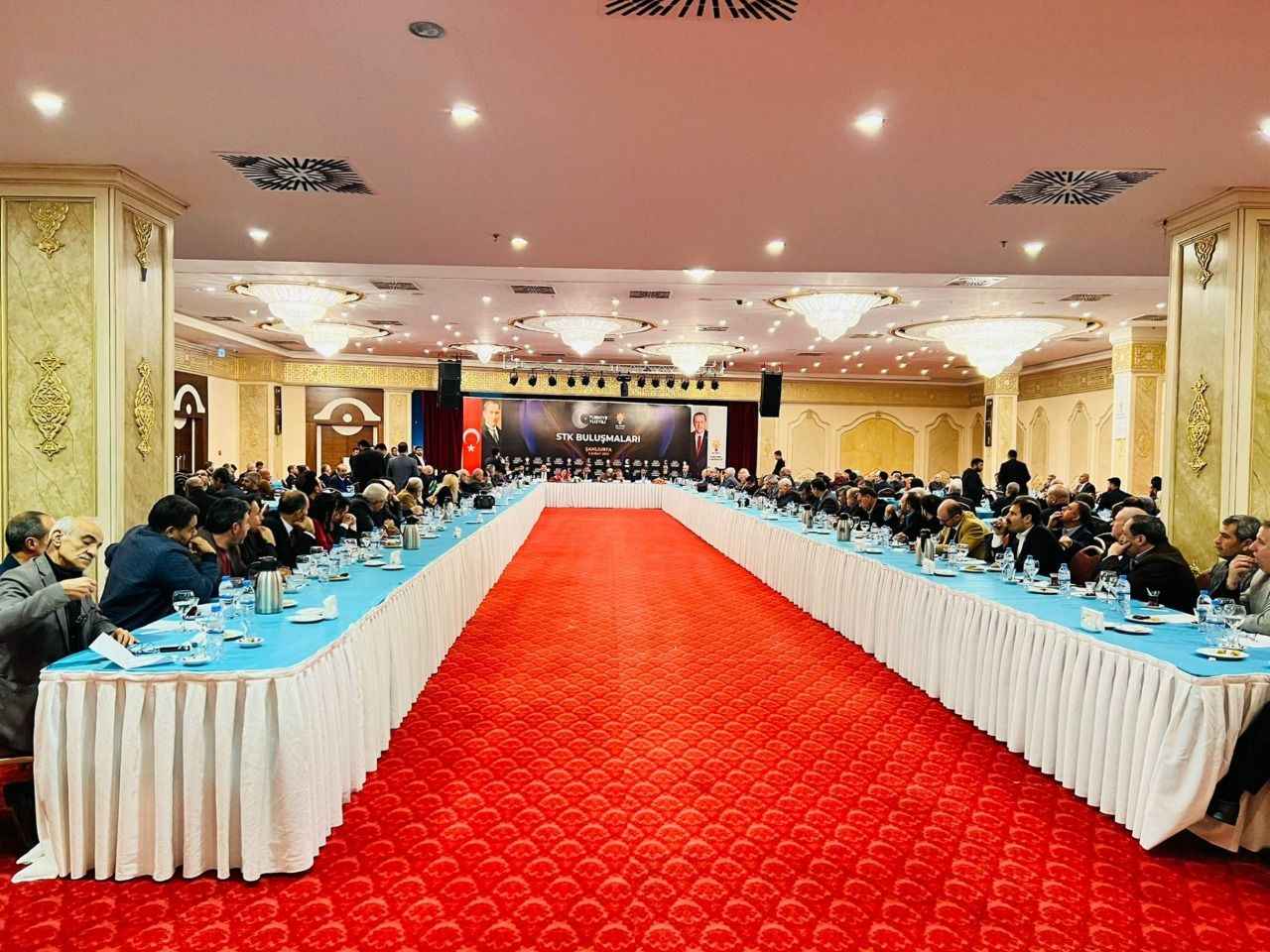 AK Partili isim Urfa’da STK temsilcileriyle buluştu