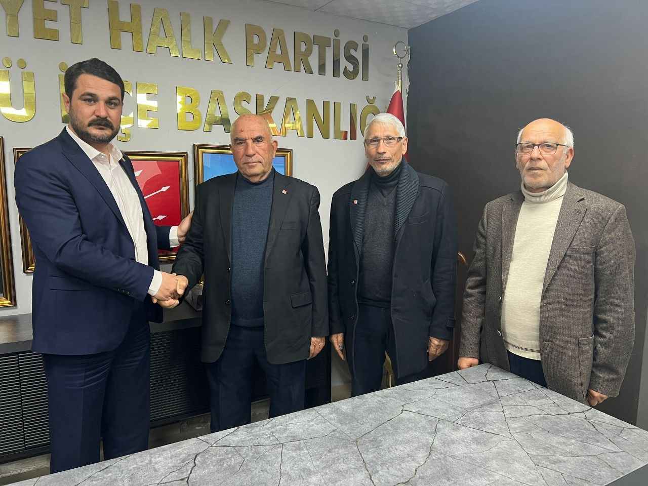 Şanlıurfa&#039;da İYİ Partili isimden istifa kararı! CHP&#039;ye geçti