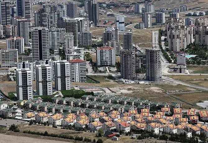 Fahiş zam yapan emlakçı ve ev sahiplerine ilk kelepçe vuruldu!