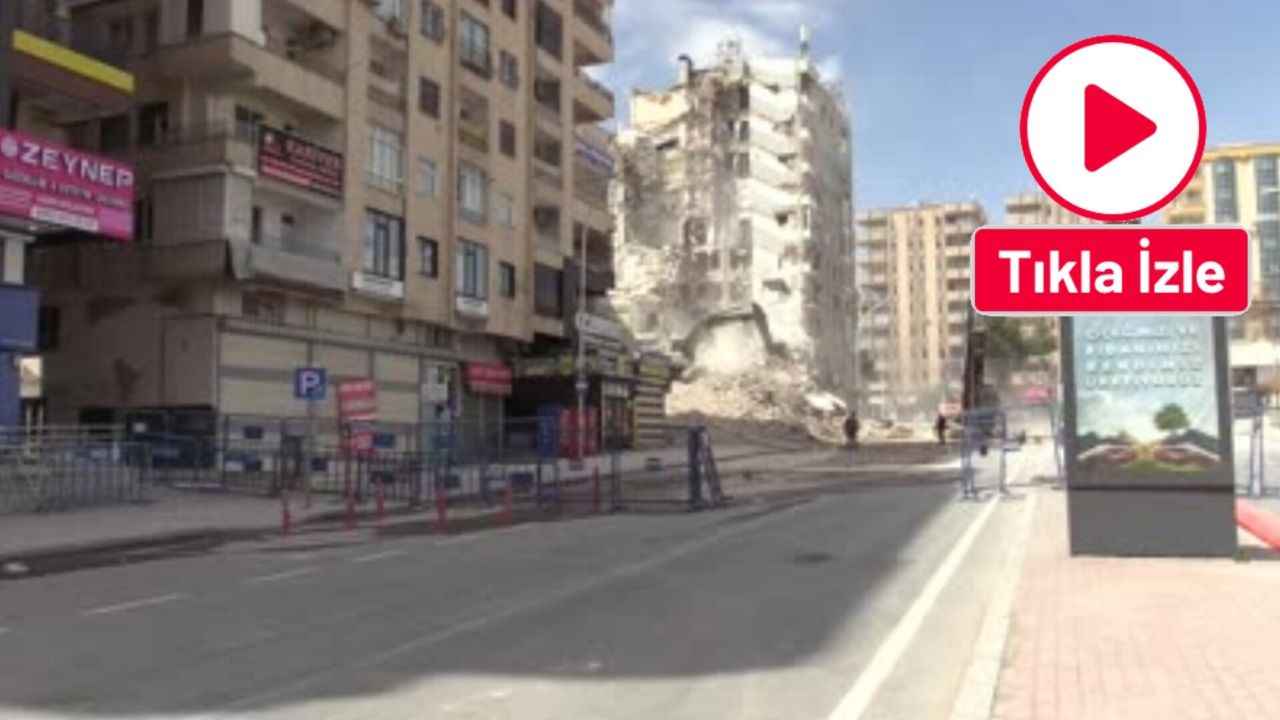 Şanlıurfa'da depremde hasar gören binaların yıkımı sürüyor