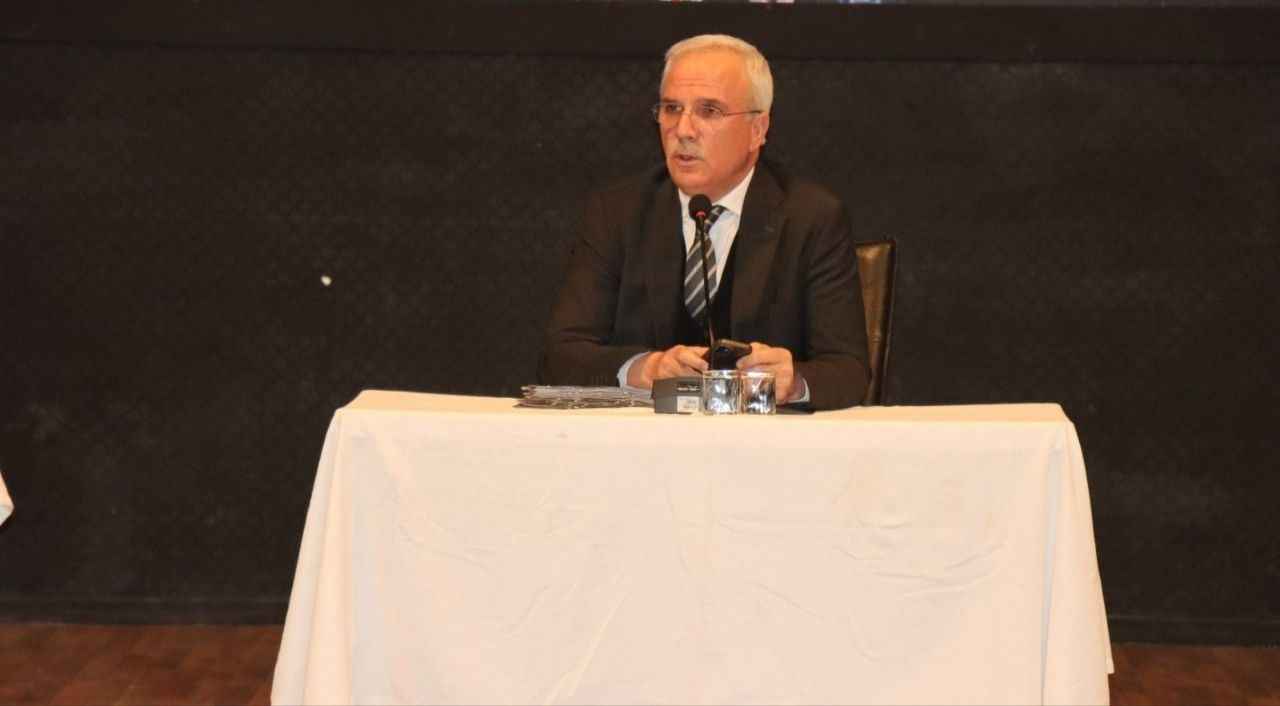 Kaytan'da Milletvekilliği İçin İstifa Etti