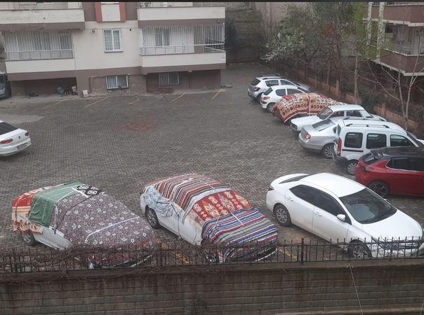 Vatandaşlar beklenen sağanak ve doluya karşı kendi önlemlerini aldı!