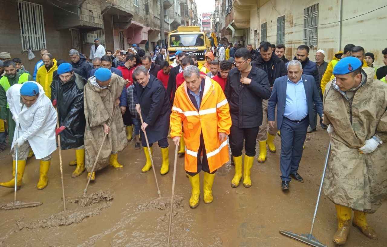 Mustafa Destici selin vurduğu Urfa’da