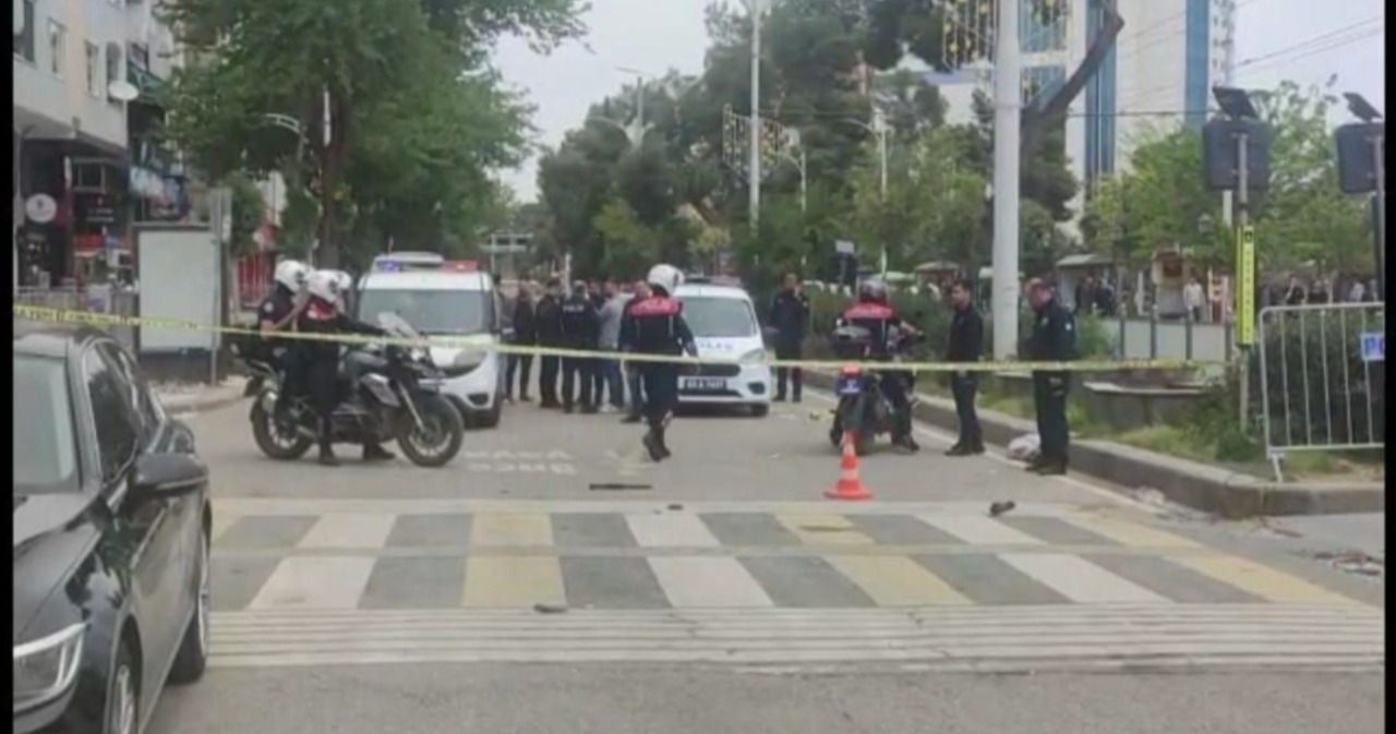 Urfa'da şehrin göbeğinde silahlı kavga!