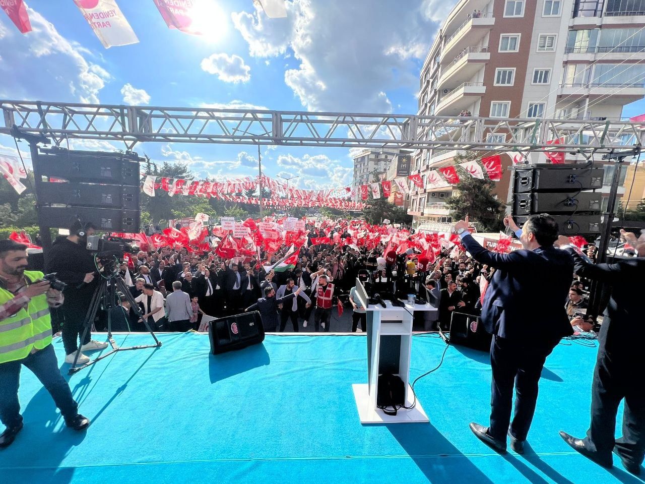 Yeniden Refah Partisi’nin Meclis’te olması iktidarın da faydasına olacak’