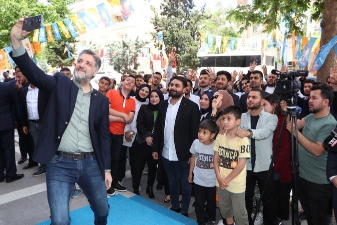 Türkiye’nin ilk ‘Dijital Genç Seçim Ofisi’ Şanlıurfa’da açıldı