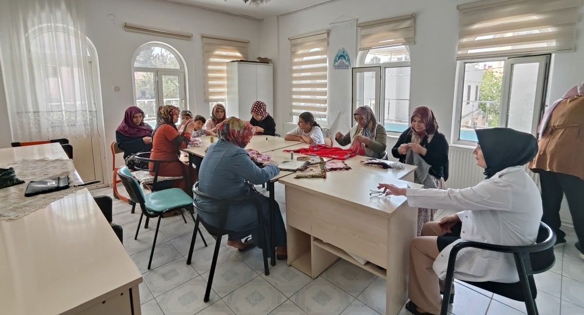 Eyyübiyeli Annelerin Hayatı Kadın Destek Merkezleriyle Değişti