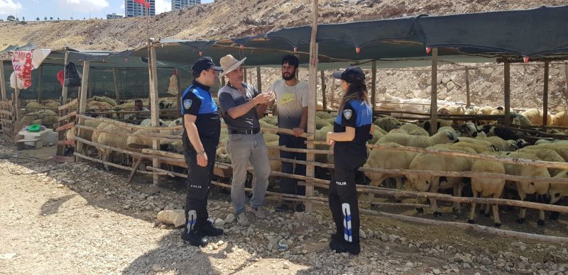 Kurban alışverişinde tırnakçılara karşı uyarı