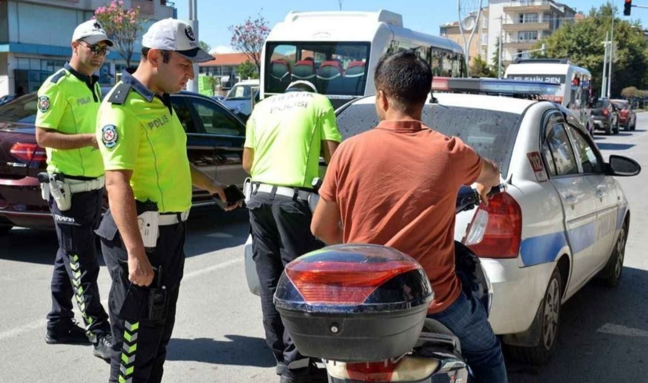 Ceylanpınar’da motosiklet denetimi! Trafikten men edildiler