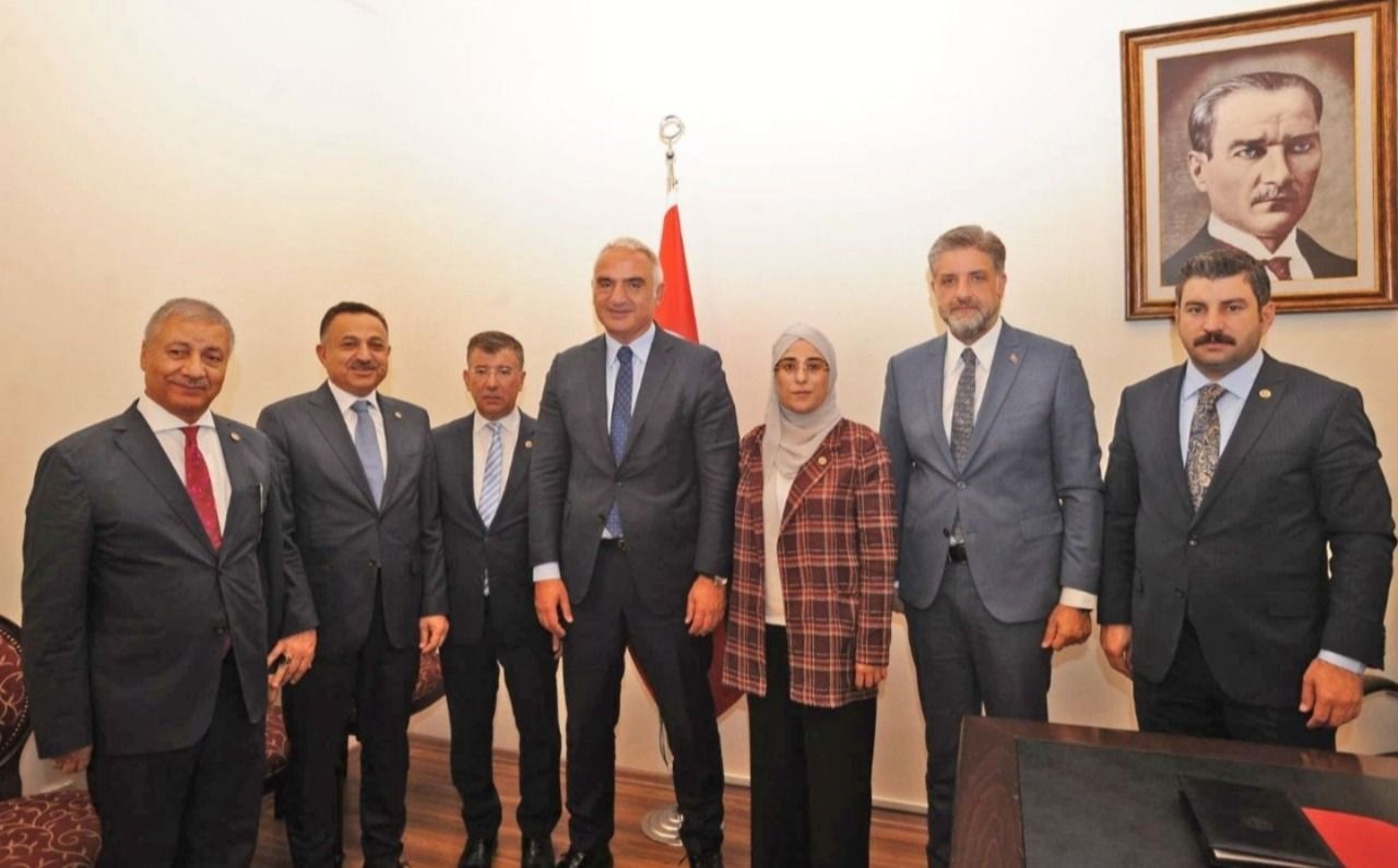 Urfa vekillerinden Bakan Ersoy’a ziyaret!