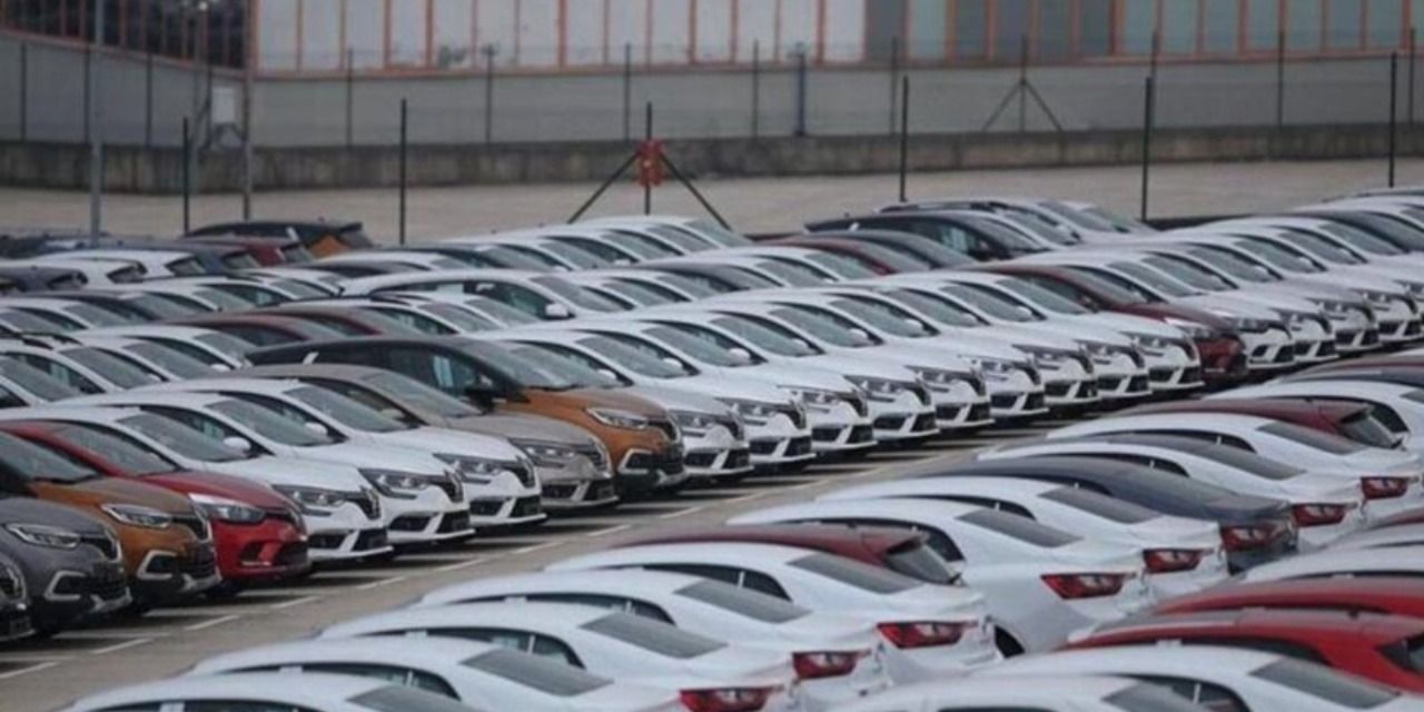 İkinci el otomobilde fiyatlarında sert düşüş! Yatırım aracı olmaktan çıkıyor