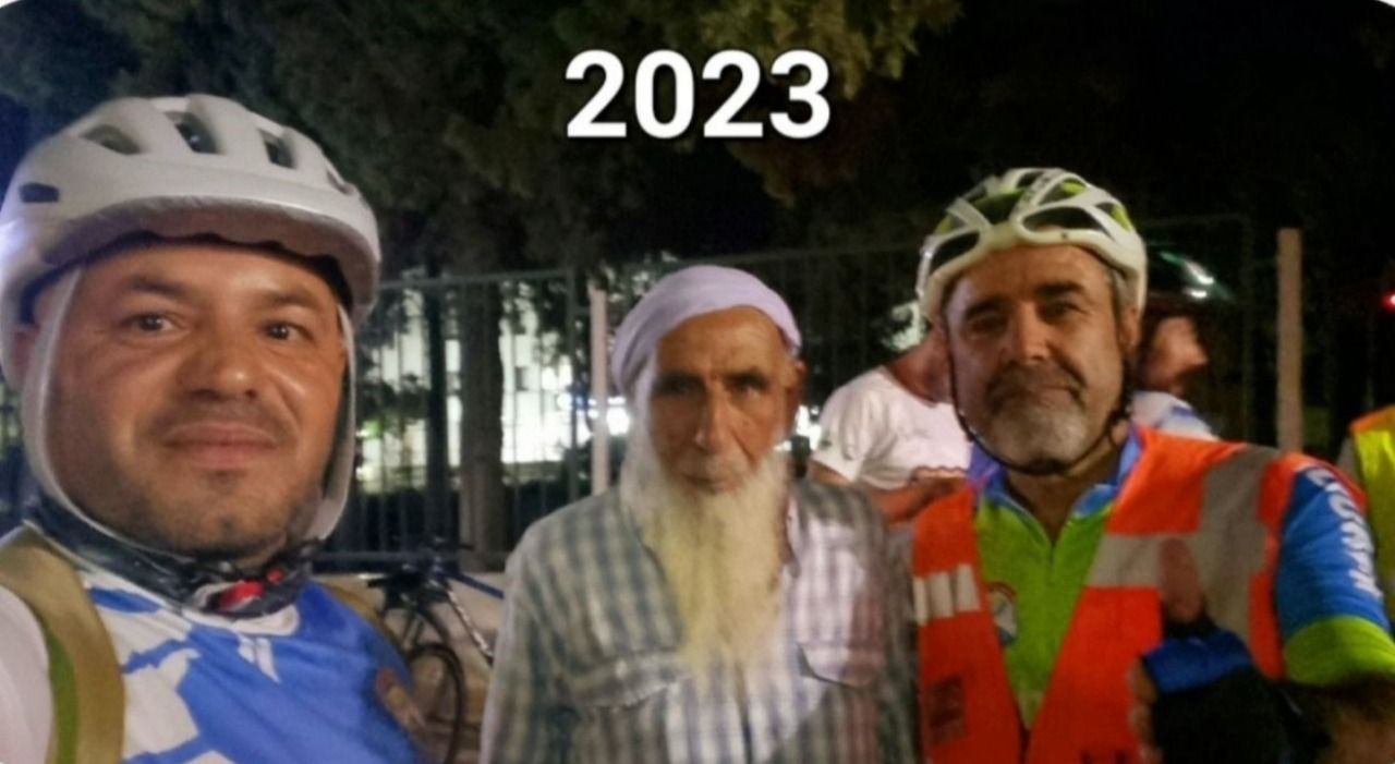 Şanlıurfa'da 85'lik dede de bisiklet turuna katılıp pedal sallıyor