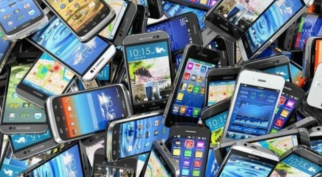 Onlardan vergi alınmayacak: İşte Türkiye'de üretilen o telefonlar...