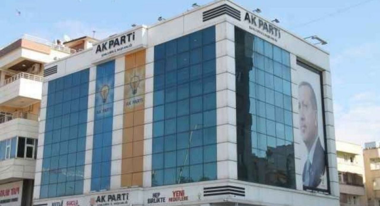 AK Parti'de kongre ve yerel seçim hazırlığı